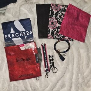 Skechers & Thirty-One Accessories Set - Red, Black, Pink